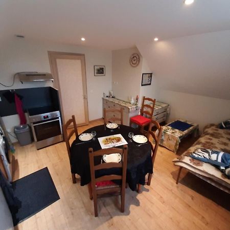 Le Deux Gaulle Apartman Le Mêle-sur-Sarthe Kültér fotó