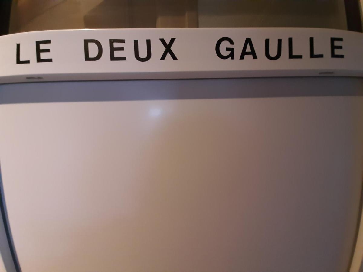Le Deux Gaulle Apartman Le Mêle-sur-Sarthe Kültér fotó