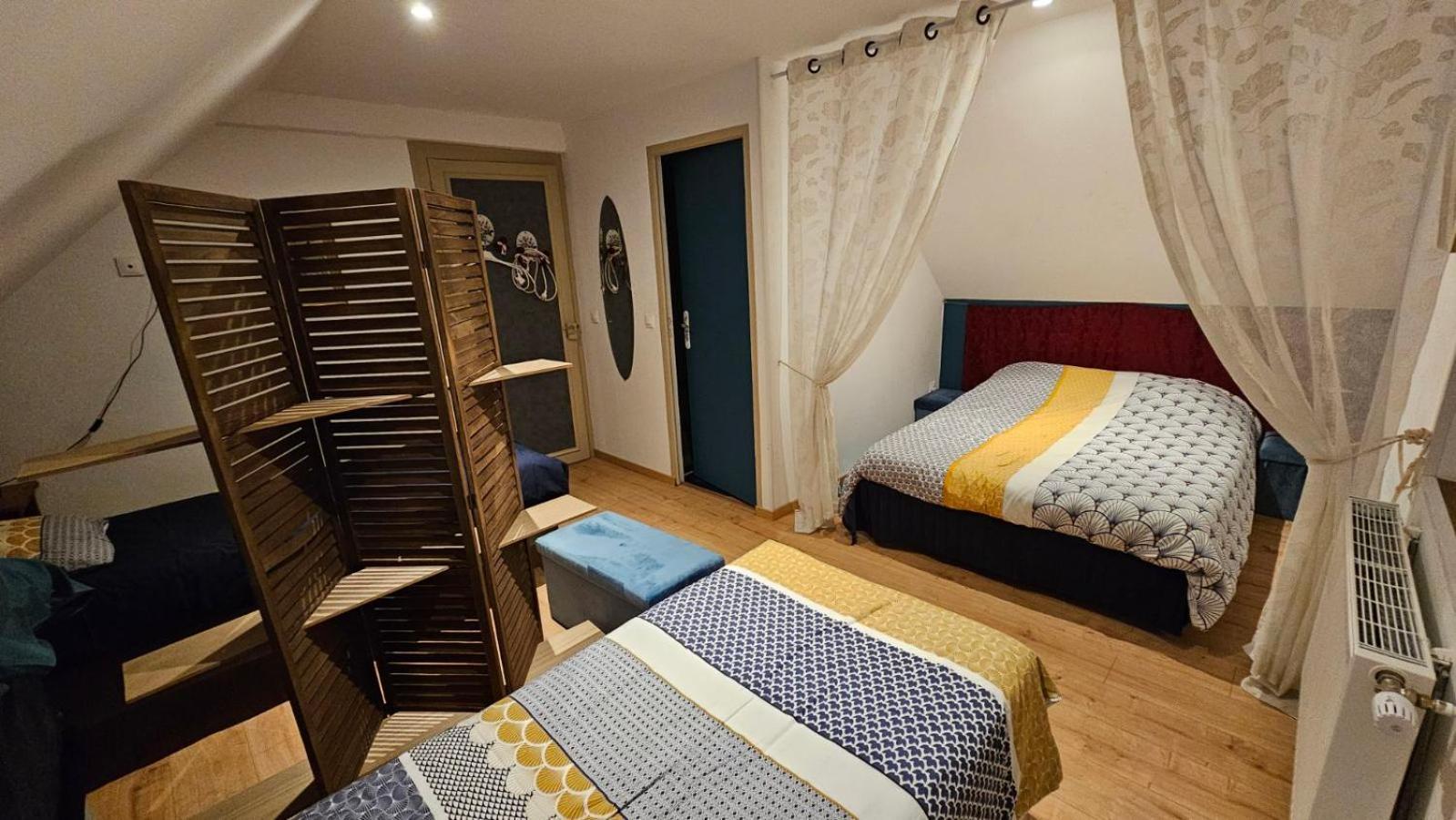 Le Deux Gaulle Apartman Le Mêle-sur-Sarthe Kültér fotó